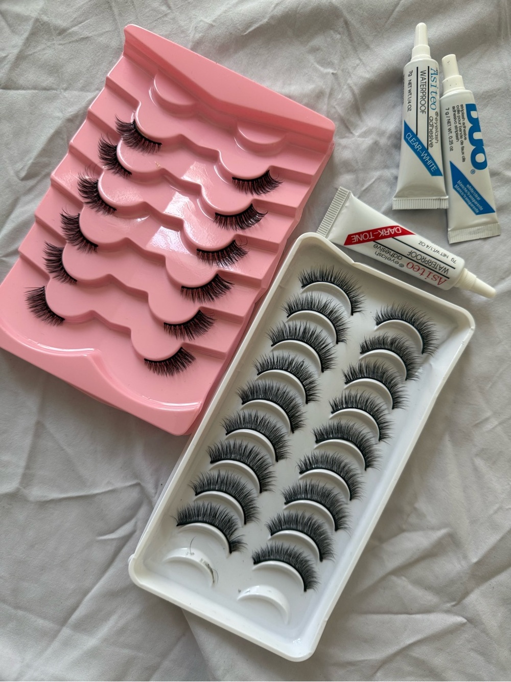 False Eyelash Kit with Black Lashes and Adhesive